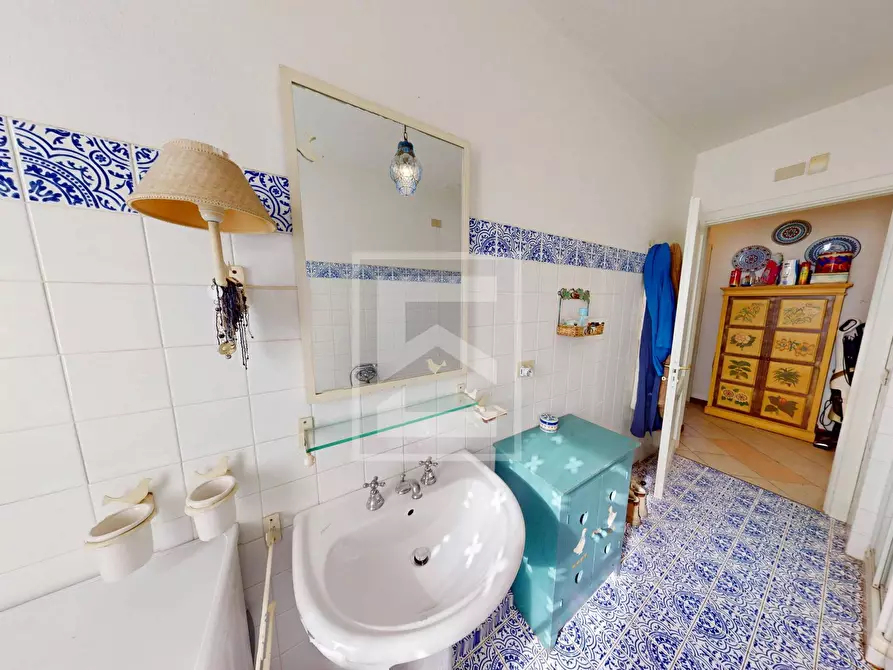 Immagine 16 di Casa semindipendente in vendita  in VIA VALLETTE 1 a San Felice Del Benaco