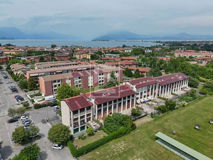 Immagine 25 di Appartamento in vendita  in Via Emanuele Anselmi a Desenzano Del Garda