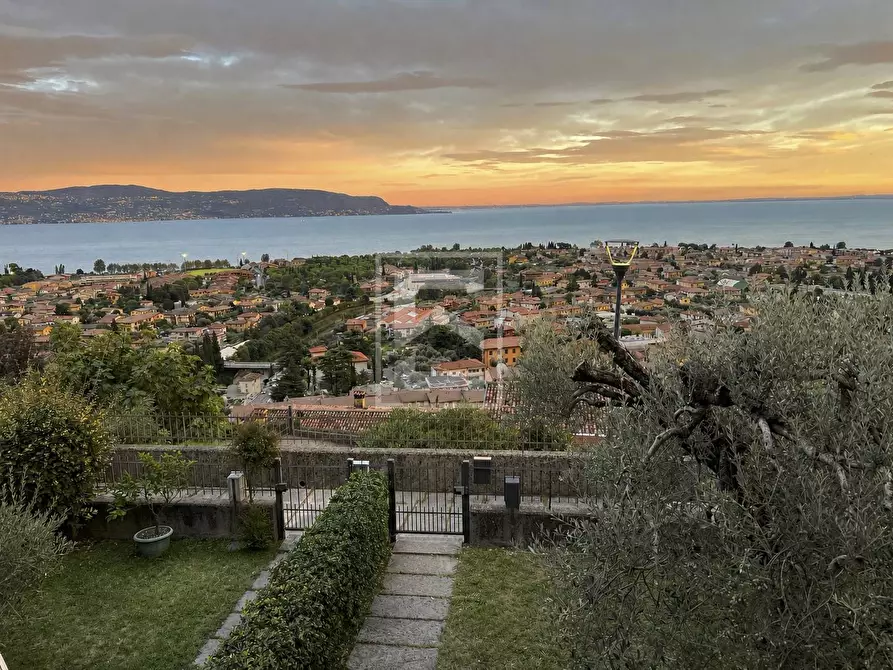 Immagine 1 di Villetta a schiera in vendita  in via sant' ambrogio 42 a Toscolano-Maderno