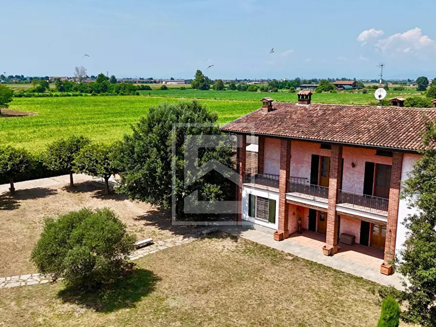 Immagine 5 di Rustico / casale in vendita  in Via Cesare Battisti a Roccafranca