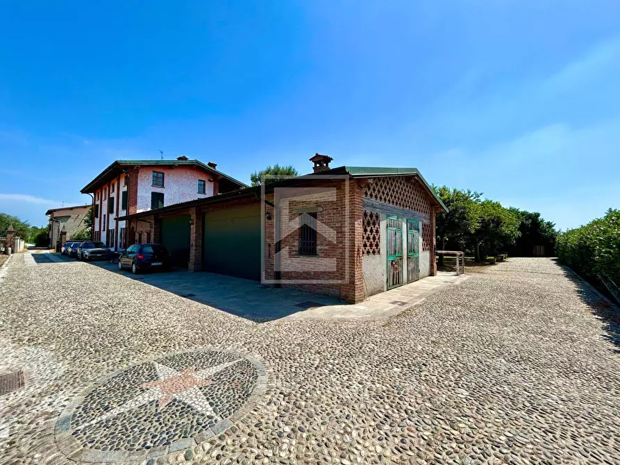 Immagine 60 di Rustico / casale in vendita  in Via Cesare Battisti a Roccafranca