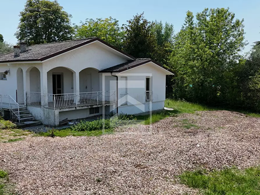 Immagine 5 di Villa in vendita  in via alpini 3 a Calvagese Della Riviera