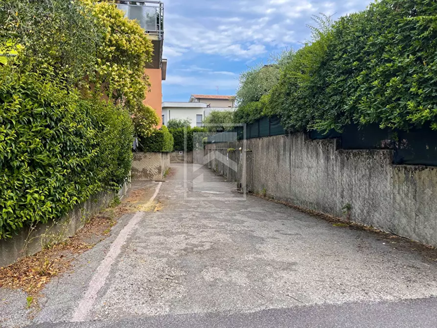 Immagine 16 di Appartamento in vendita  in via SARCA 9 a Desenzano Del Garda