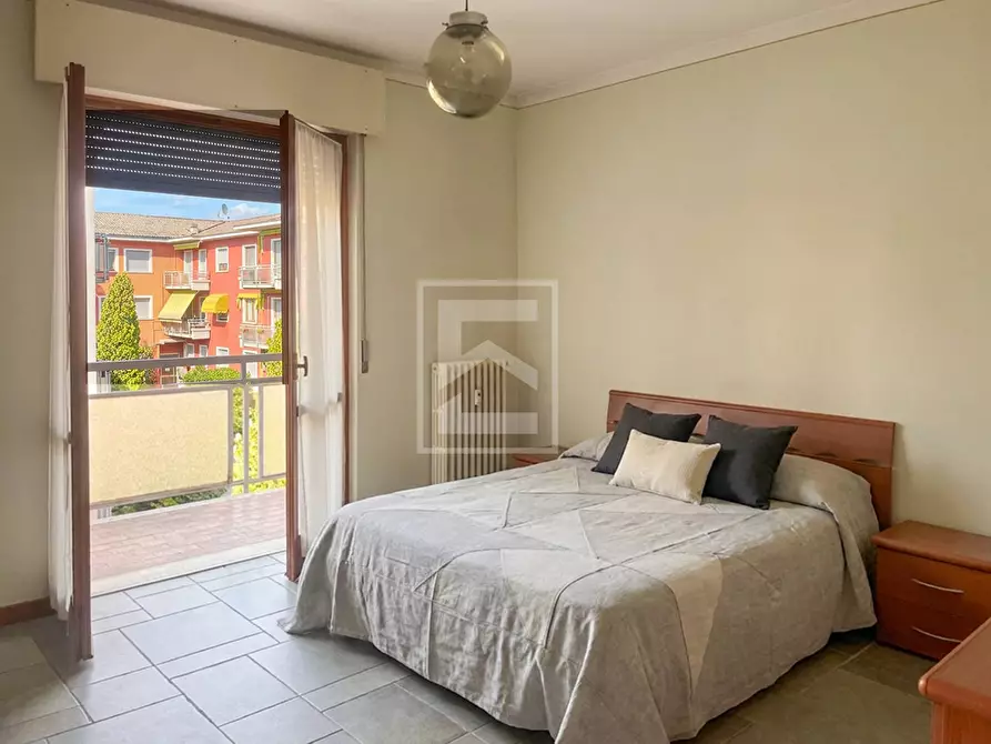 Immagine 4 di Appartamento in vendita  in via SARCA 9 a Desenzano Del Garda
