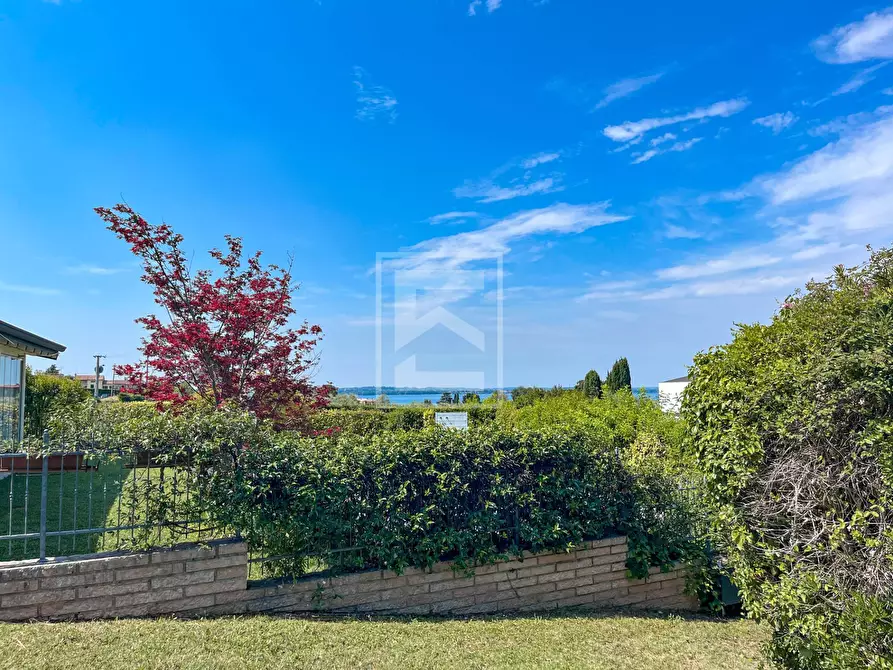 Immagine 5 di Villa in vendita  in via bosca 38 a Lazise