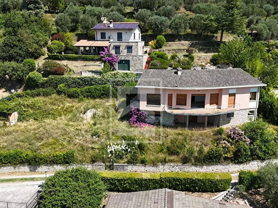 Immagine 9 di Villa in vendita  in Via Panoramica a Gardone Riviera