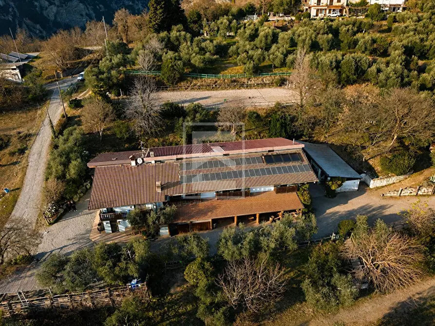 Immagine 4 di Agriturismo in vendita  in Via Castello 10 a Toscolano-Maderno
