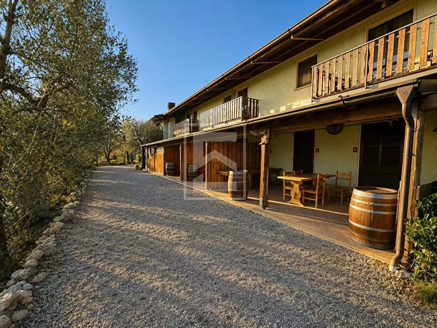 Immagine 9 di Agriturismo in vendita  in Via Castello 10 a Toscolano-Maderno