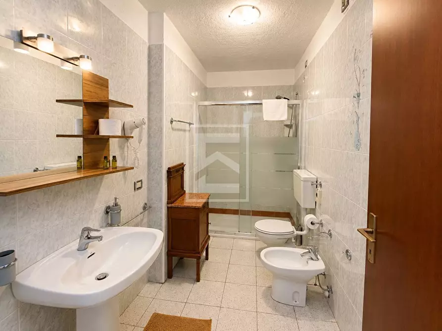 Immagine 27 di Agriturismo in vendita  in Via Castello 10 a Toscolano-Maderno