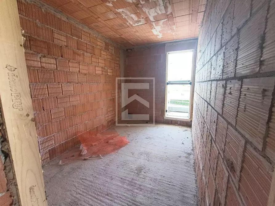 Immagine 37 di Villa in vendita  in via posteghe a Calvagese Della Riviera