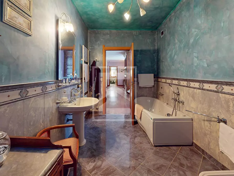 Immagine 54 di Rustico / casale in vendita  in Via Cesare Battisti a Roccafranca