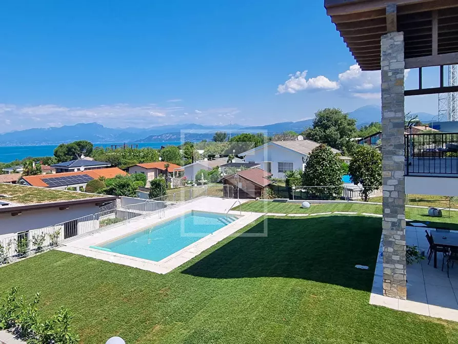 Immagine 45 di Villa in vendita  a Lazise