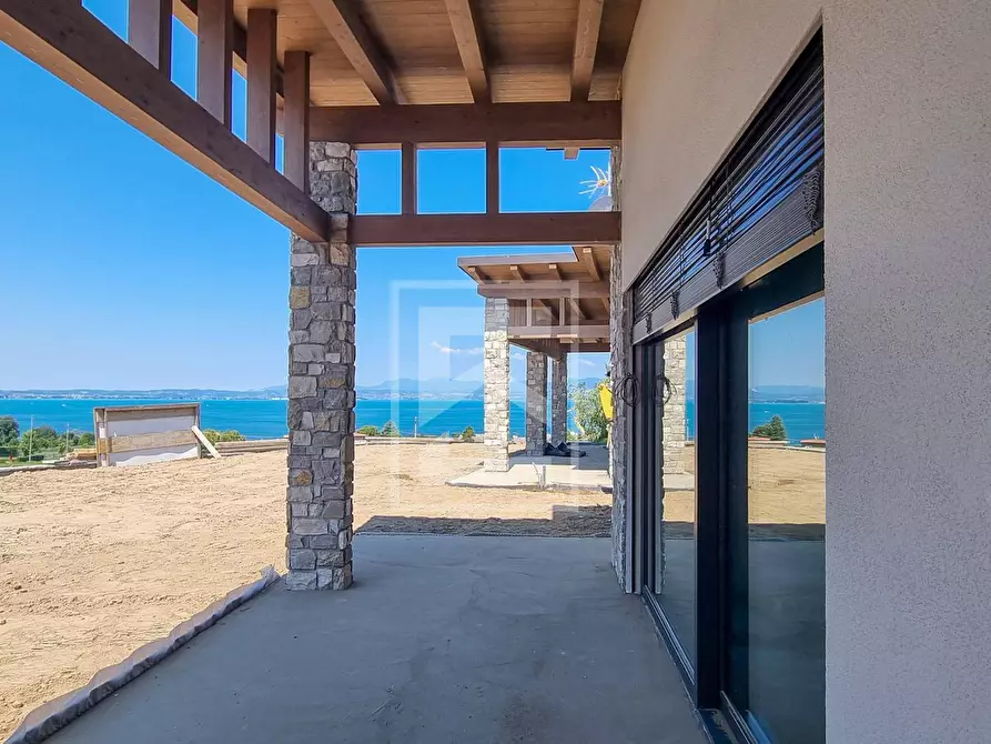 Immagine 6 di Villa in vendita  a Lazise