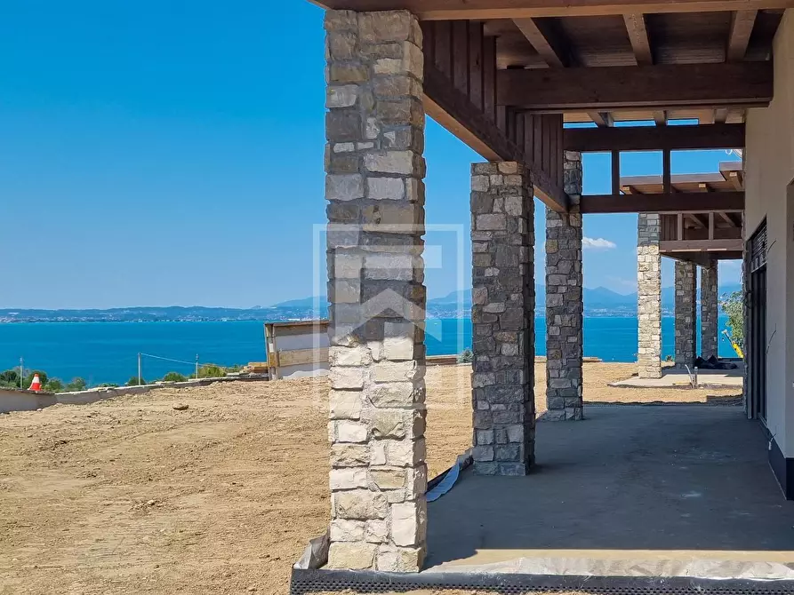 Immagine 9 di Villa in vendita  a Lazise