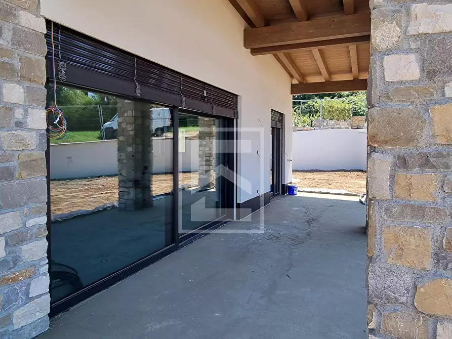 Immagine 13 di Villa in vendita  a Lazise