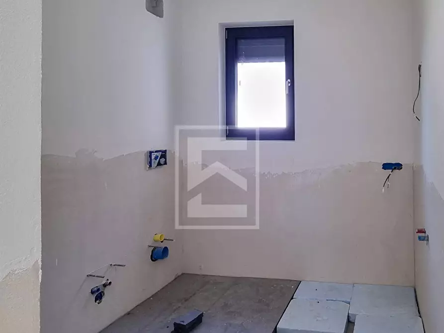 Immagine 34 di Villa in vendita  a Lazise