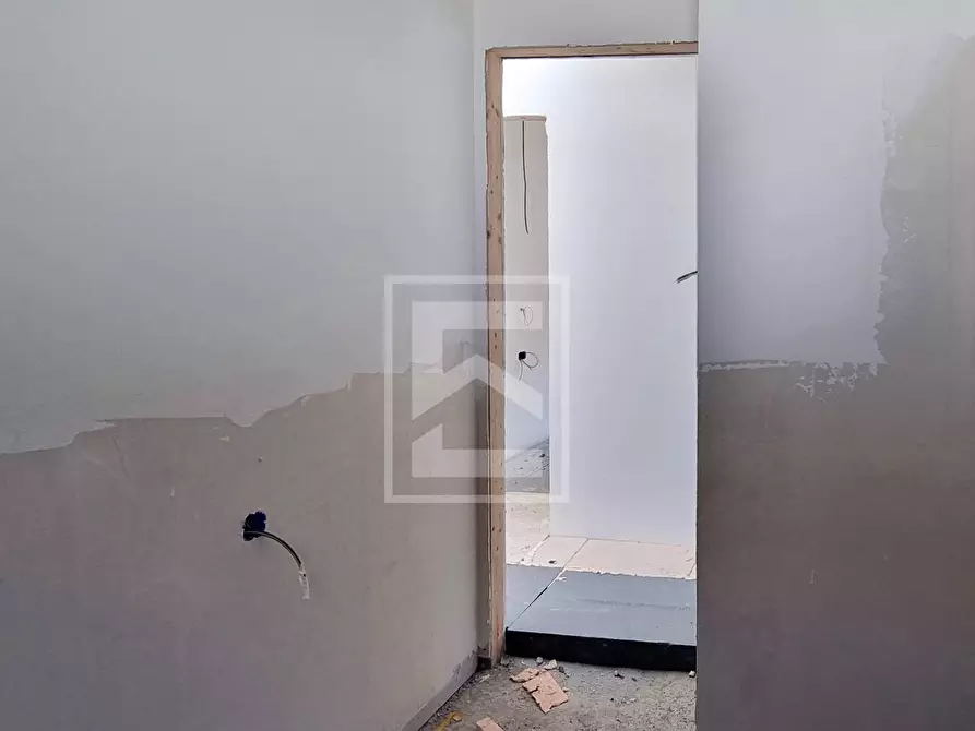 Immagine 35 di Villa in vendita  a Lazise