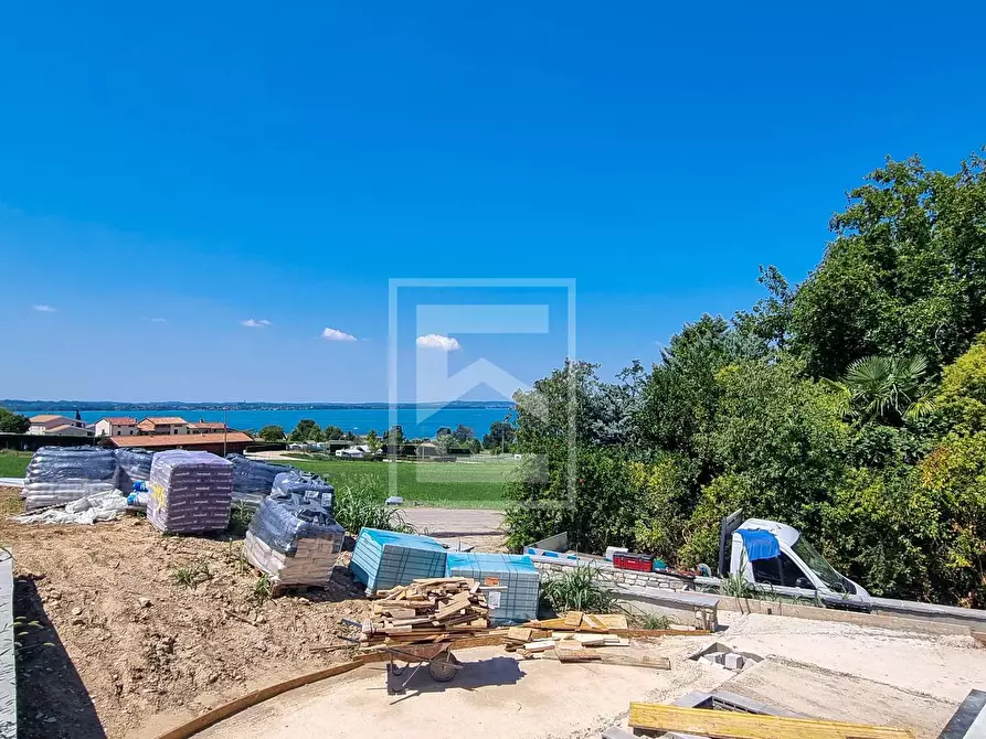 Immagine 24 di Villa in vendita  a Lazise