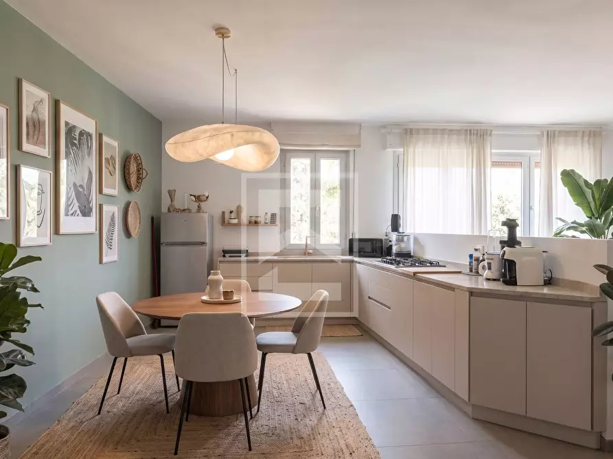 Immagine 9 di Appartamento in vendita  in VIA SAN MARTINO DELLA BATTAGLIA a Sirmione