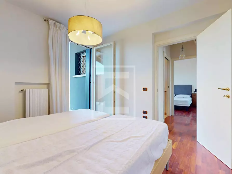 Immagine 25 di Appartamento in vendita  in via Madonna a Calvagese Della Riviera