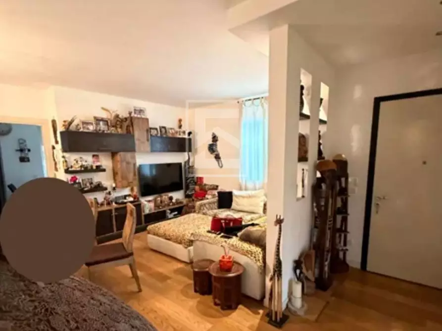 Immagine 3 di Casa semindipendente in vendita  in Via Francia SNC a Desenzano Del Garda