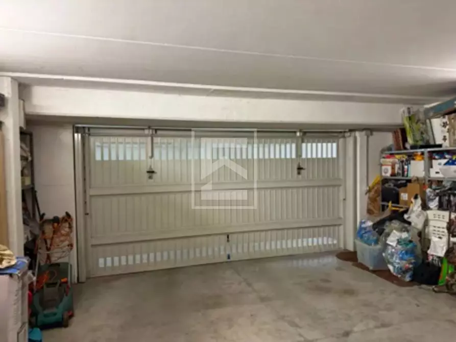 Immagine 9 di Casa semindipendente in vendita  in Via Francia SNC a Desenzano Del Garda