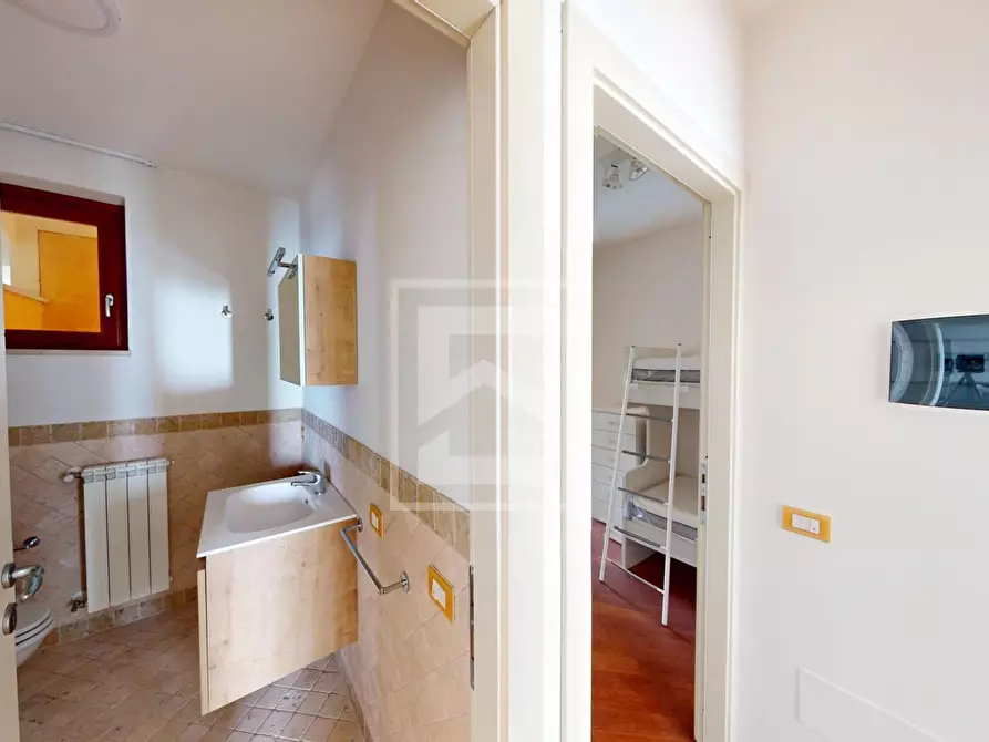 Immagine 17 di Appartamento in vendita  in LUNGOLAGO ZANARDELLI 70 a Toscolano-Maderno