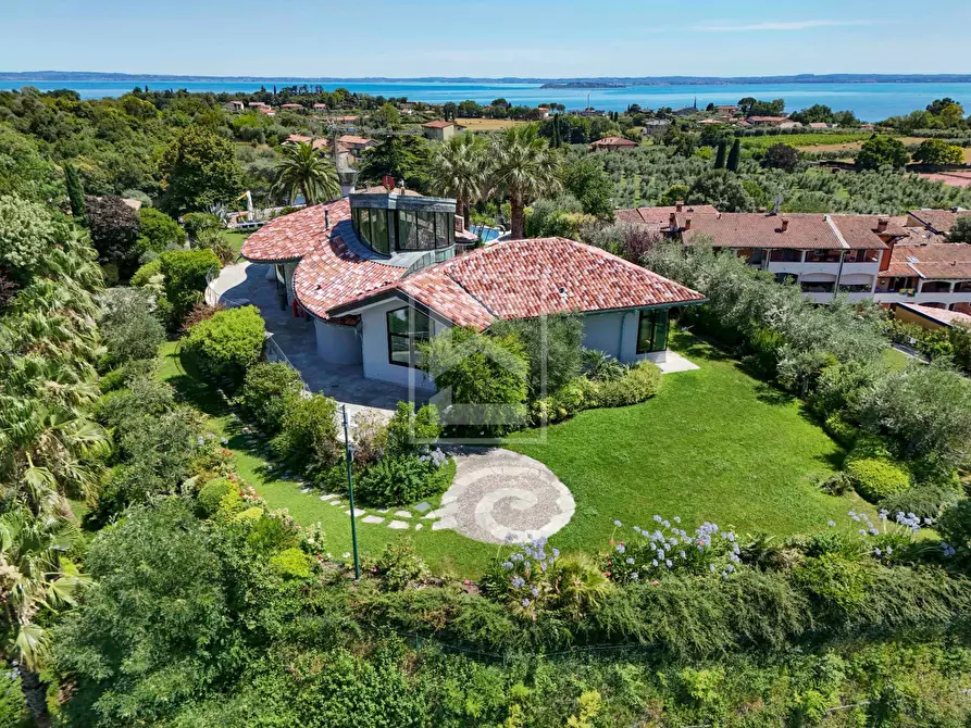 Immagine 36 di Villa in vendita  in Via Trieste 13 a Calvagese Della Riviera