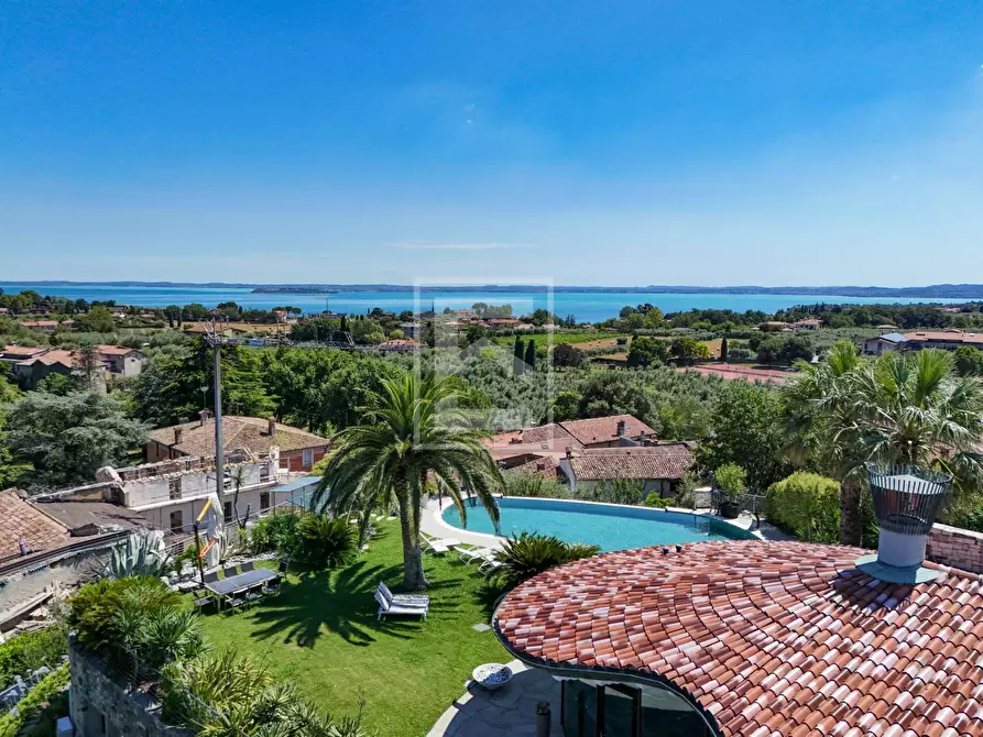 Immagine 42 di Villa in vendita  in Via Trieste 13 a Calvagese Della Riviera