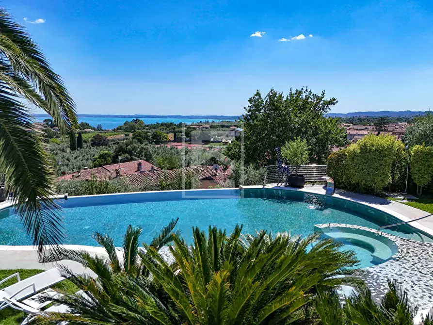 Immagine 47 di Villa in vendita  in Via Trieste 13 a Calvagese Della Riviera