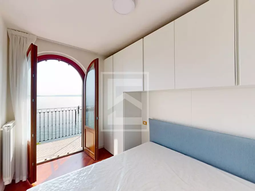 Immagine 10 di Appartamento in vendita  in LUNGOLAGO ZANARDELLI 70 a Toscolano-Maderno