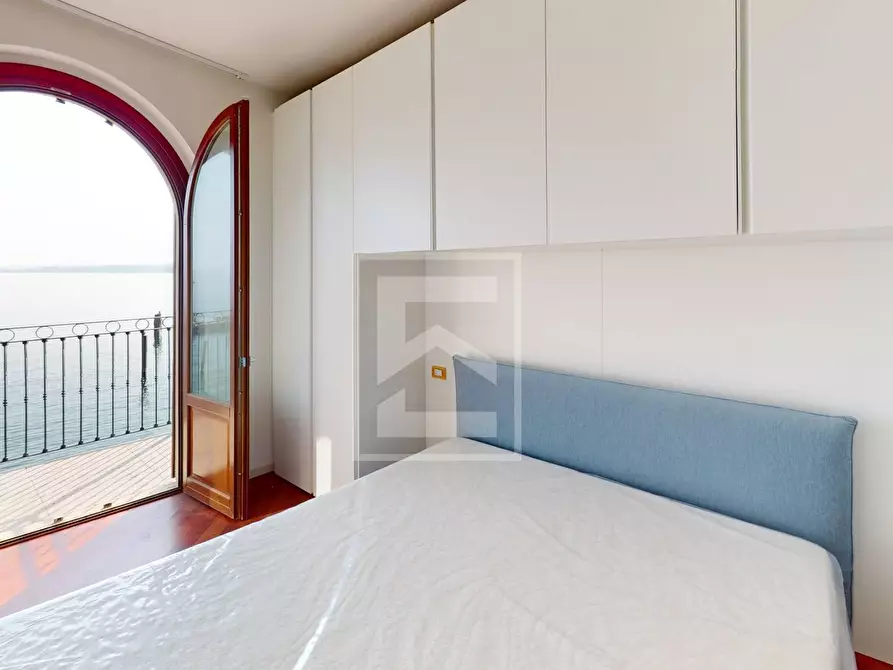 Immagine 11 di Appartamento in vendita  in LUNGOLAGO ZANARDELLI 70 a Toscolano-Maderno