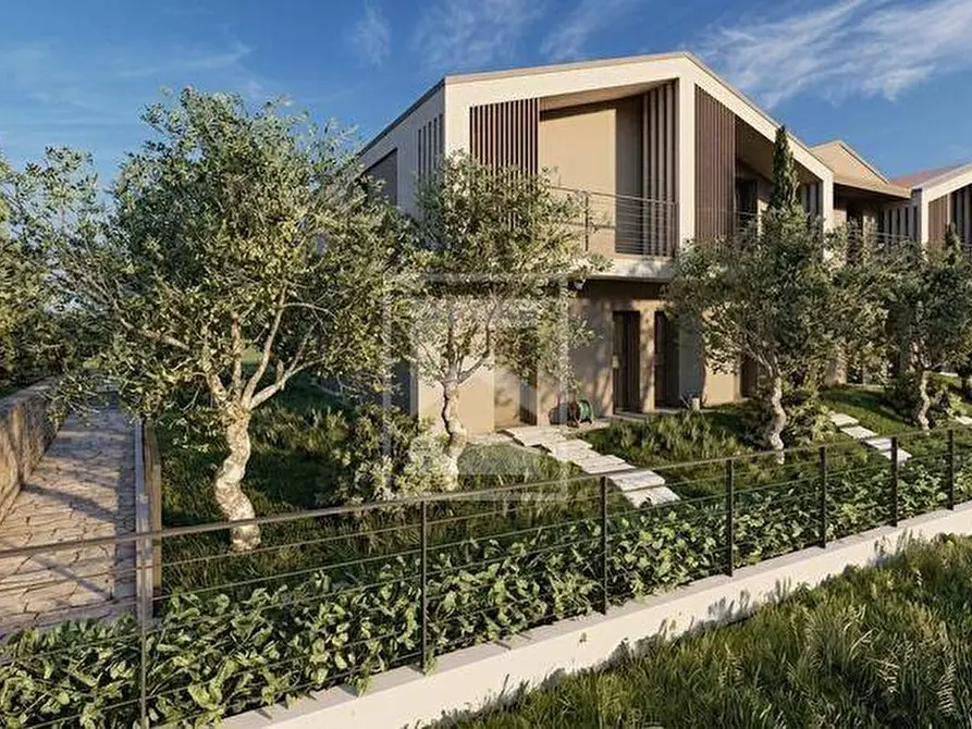 Immagine 7 di Villa in vendita  in via Ronco a Calvagese Della Riviera