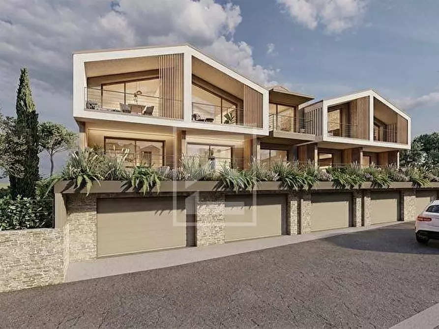 Immagine 5 di Villa in vendita  in via Ronco a Calvagese Della Riviera