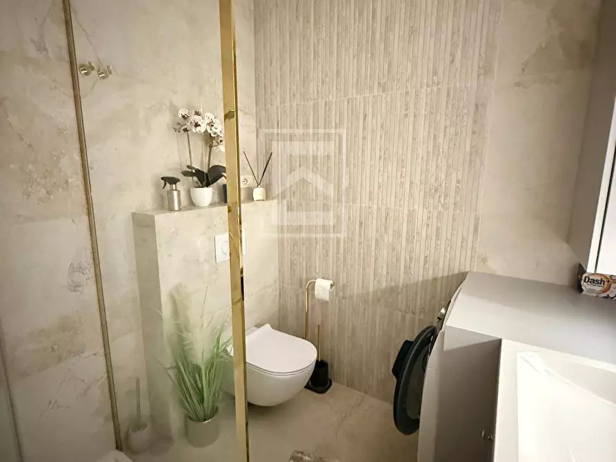 Immagine 26 di Appartamento in vendita  in via ciucani 17 a Soiano Del Lago