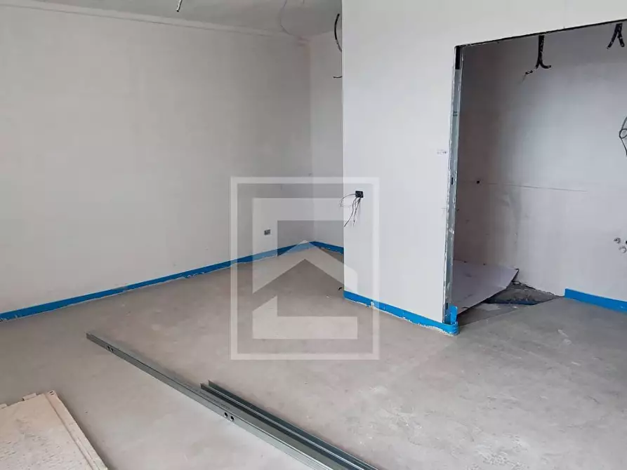 Immagine 16 di Attico in vendita  in via scuole a Desenzano Del Garda