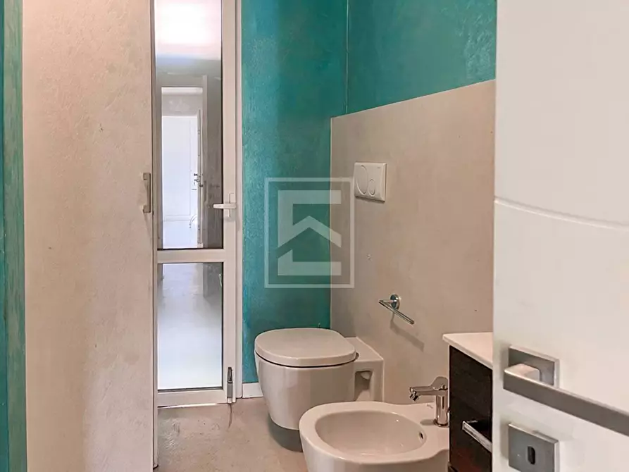Immagine 44 di Villa in vendita  in VIA GUIDO ZADEI a Desenzano Del Garda