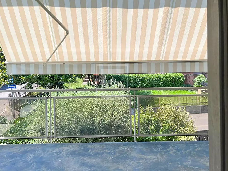 Immagine 49 di Villa in vendita  in VIA GUIDO ZADEI a Desenzano Del Garda