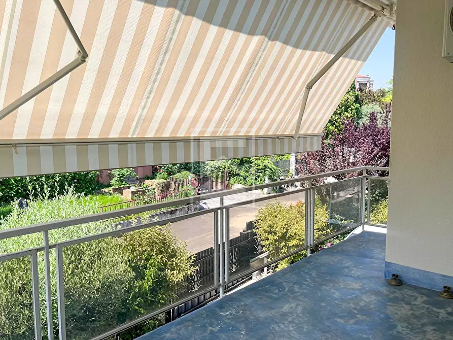 Immagine 64 di Villa in vendita  in VIA GUIDO ZADEI a Desenzano Del Garda
