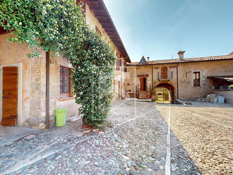 Immagine 5 di Rustico / casale in vendita  in Via Moretto a Calvagese Della Riviera