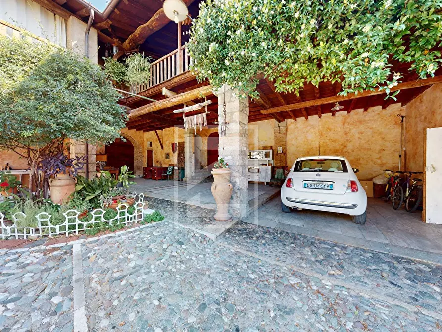 Immagine 6 di Rustico / casale in vendita  in Via Moretto a Calvagese Della Riviera