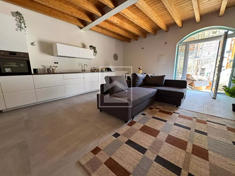 Immagine 5 di Appartamento in vendita  in via Rosario a Polpenazze Del Garda