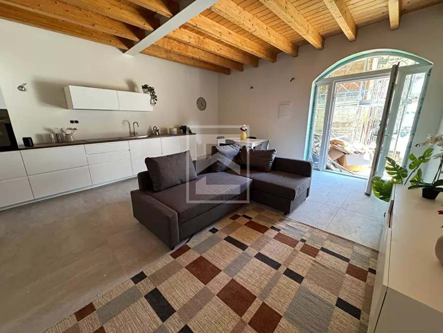 Immagine 4 di Appartamento in vendita  in via Rosario a Polpenazze Del Garda