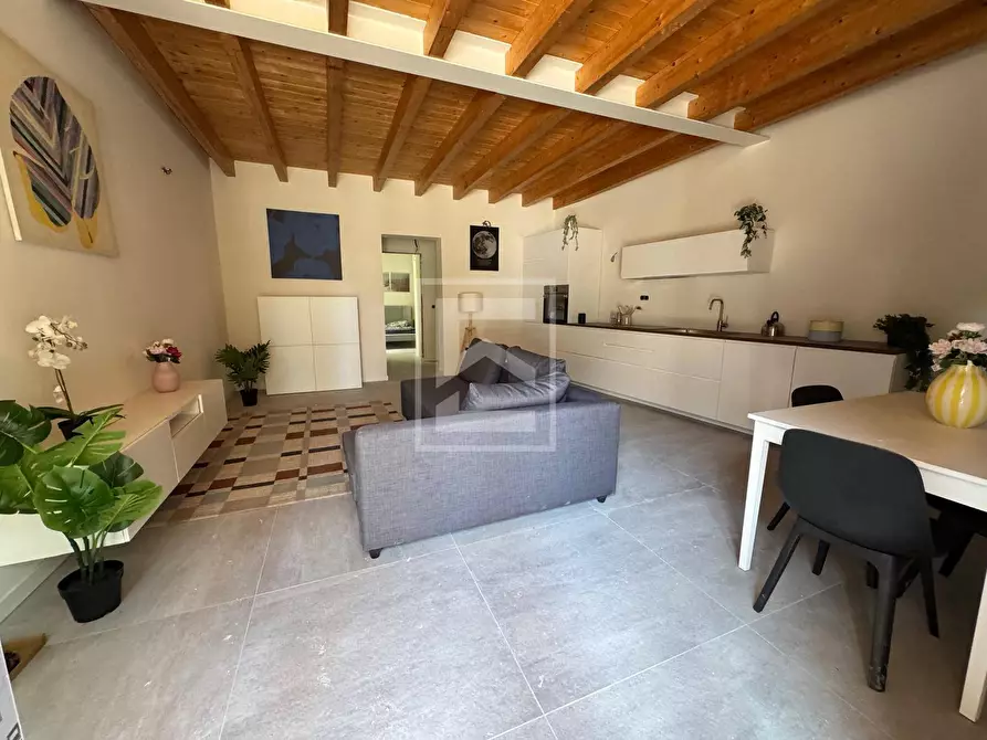 Immagine 2 di Appartamento in vendita  in via Rosario a Polpenazze Del Garda