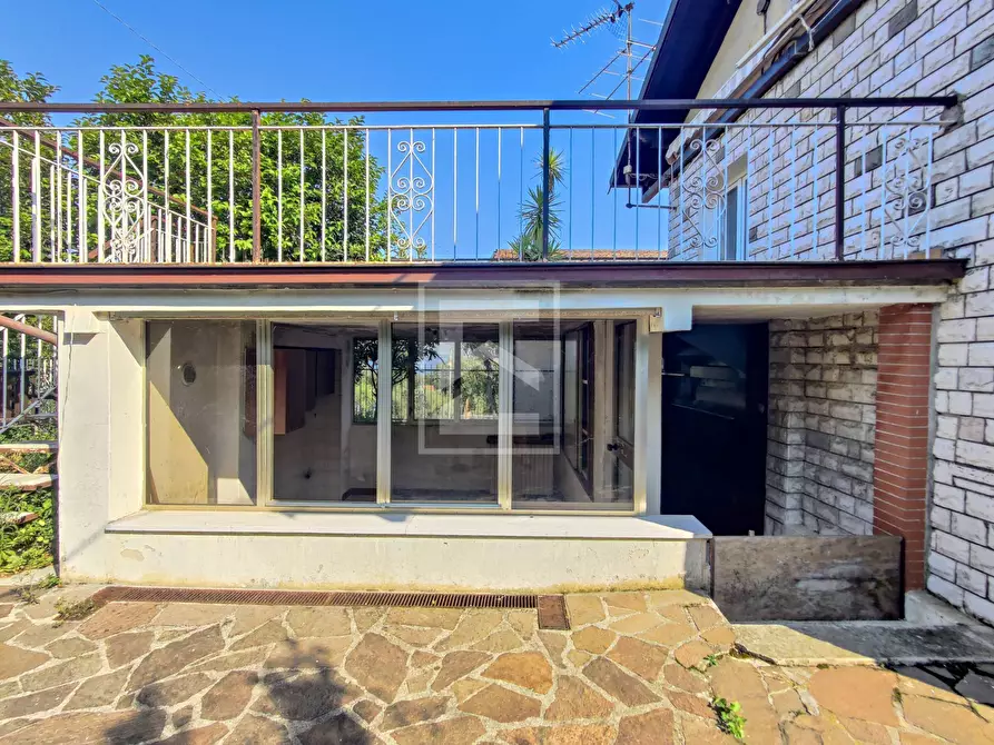 Immagine 4 di Casa semindipendente in vendita  in VIA MONTE TAPINO a Calvagese Della Riviera