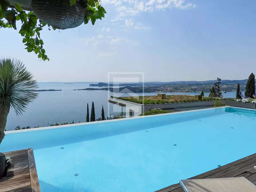 Immagine 6 di Villa in vendita  in Via Panoramica a Gardone Riviera