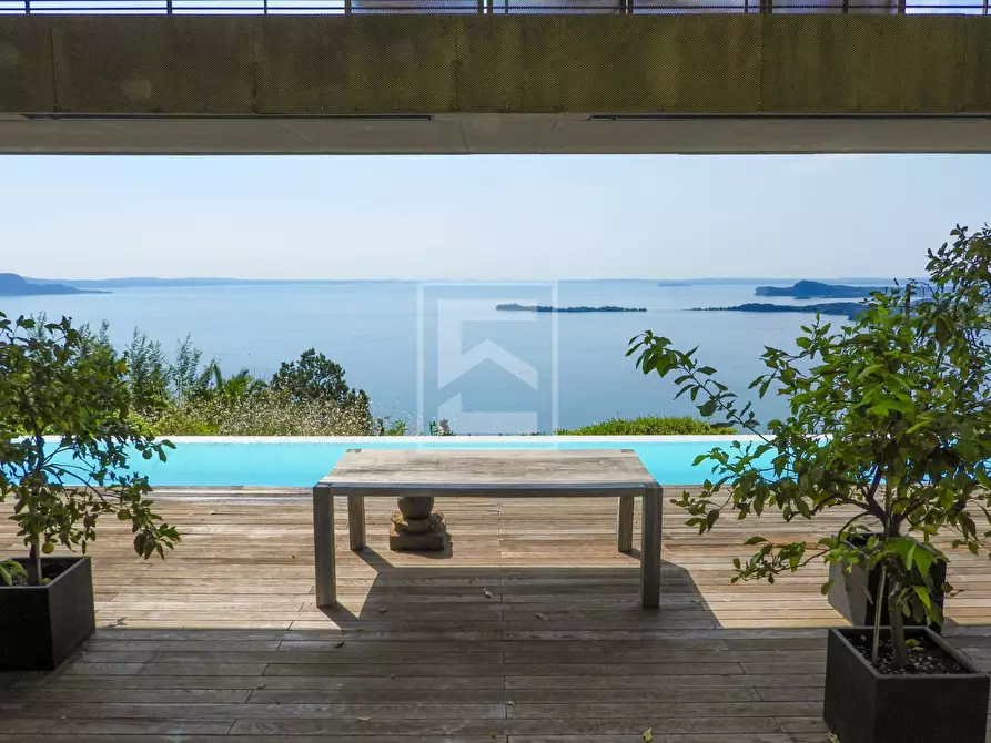 Immagine 11 di Villa in vendita  in Via Panoramica a Gardone Riviera