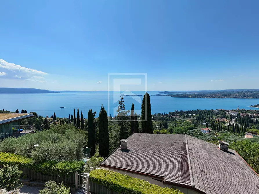 Immagine 20 di Villa in vendita  in Via Panoramica a Gardone Riviera