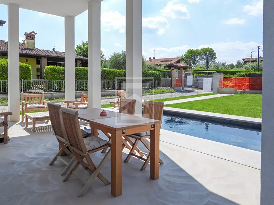Immagine 5 di Villa in vendita  in via Panoramica a Calvagese Della Riviera