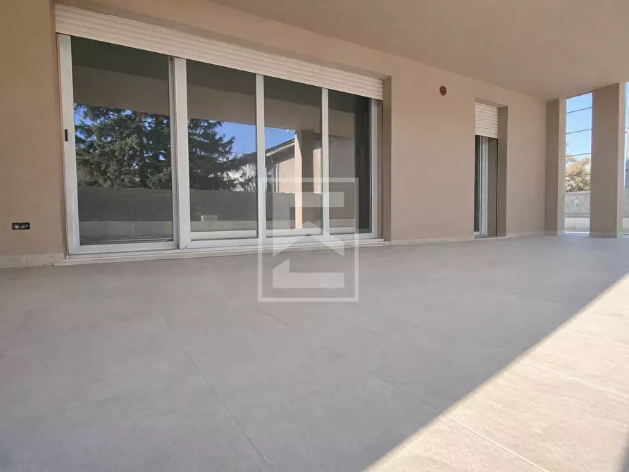 Immagine 1 di Appartamento in vendita  in Via Manara Valgimigli a Brescia
